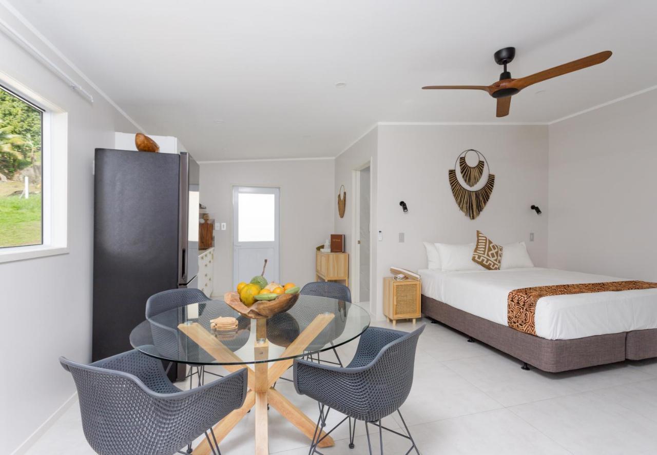 Studio Varia Rarotonga Luaran gambar